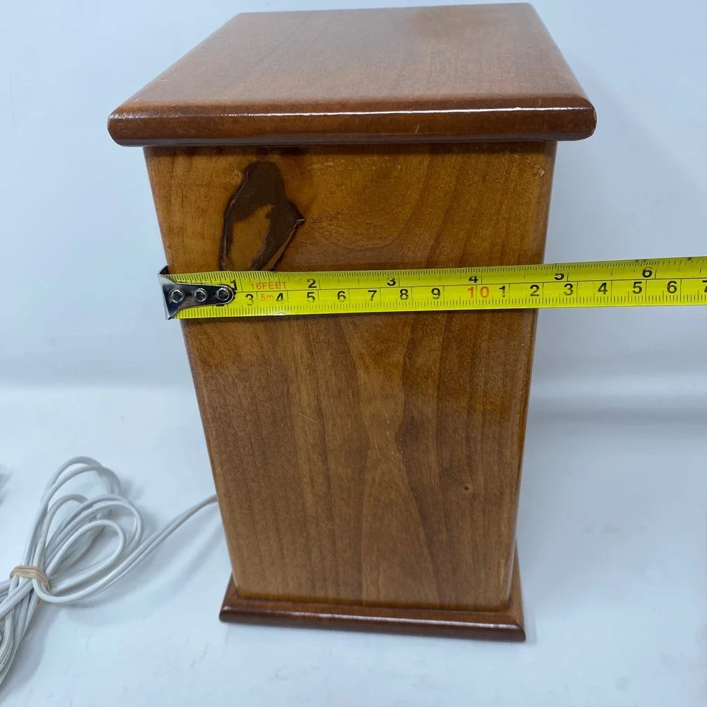 Vintage Handmade Wood Table Night Light w‎ 4 Interchangeable Carved Front Panels